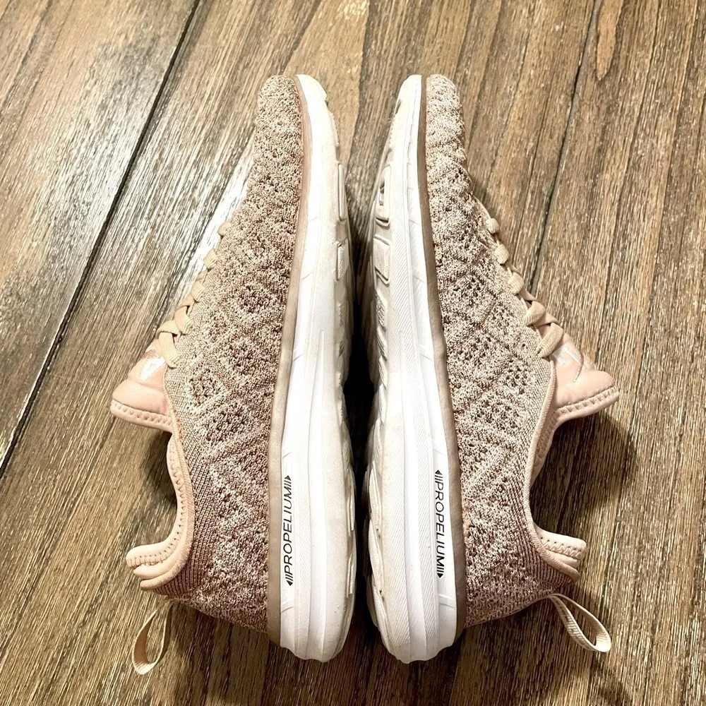 APL  Athletic Propulsion Lab Sneakers Shoes Techloom Phantom Rose Gold Size 7